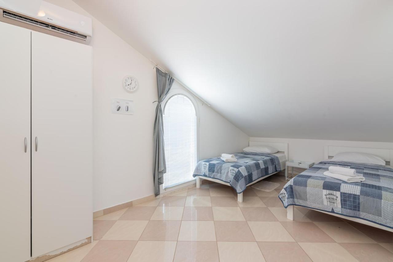 Apartment Mimoza 6, Baska, Krk ภายนอก รูปภาพ