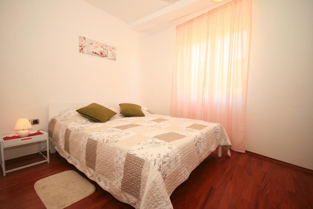 Apartment Mimoza 6, Baska, Krk ภายนอก รูปภาพ